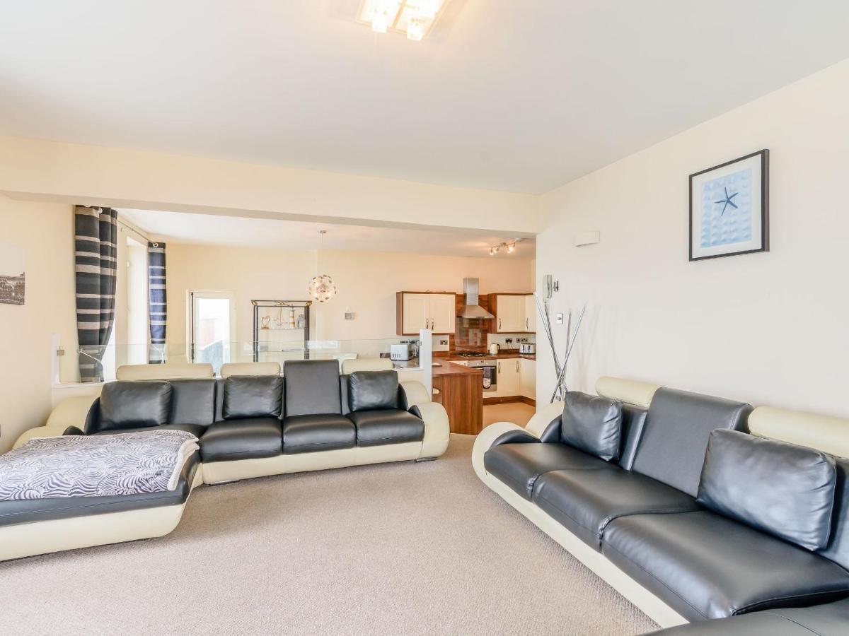 Cairns Vista Apartment Whitby Exterior foto
