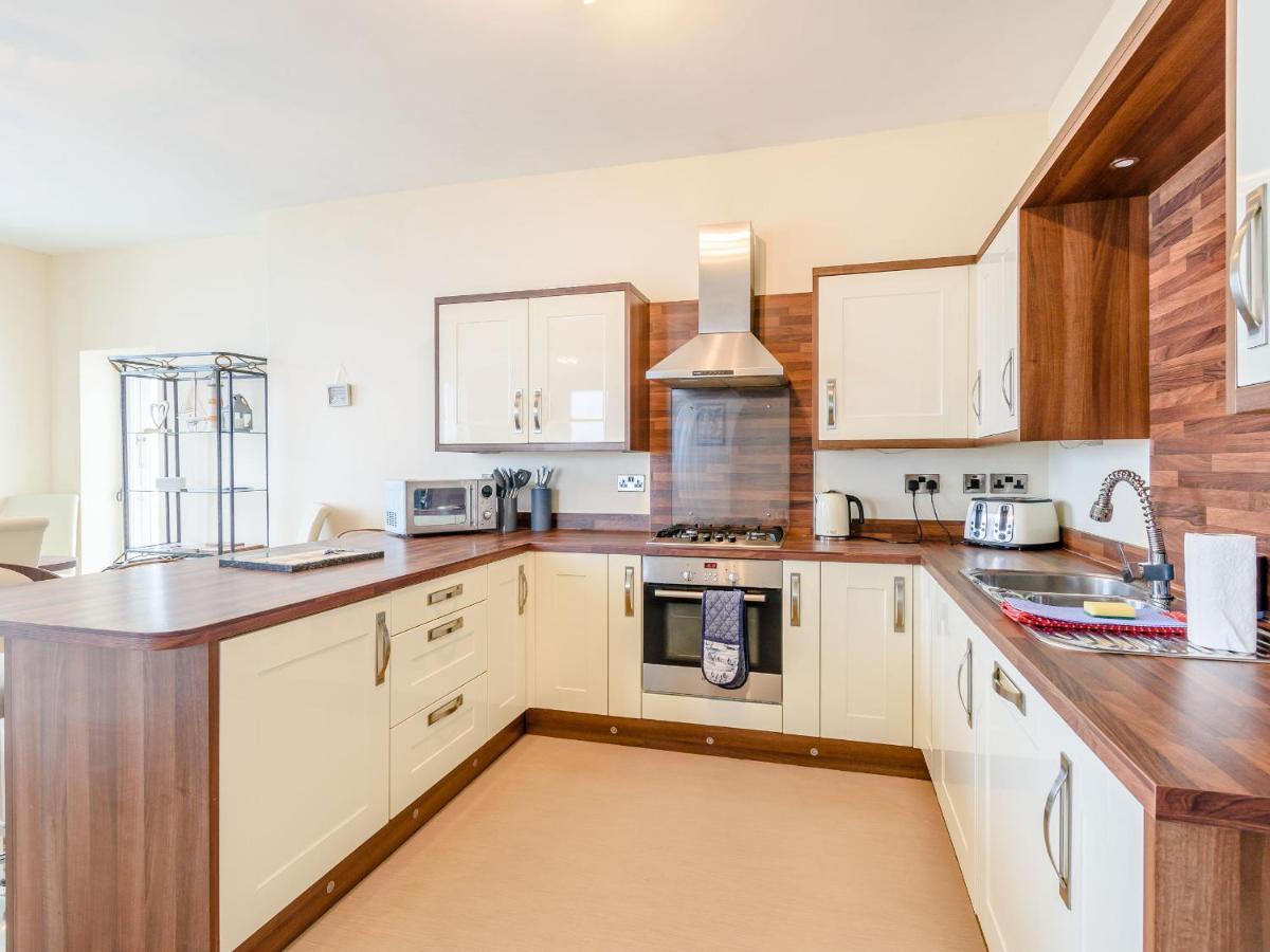 Cairns Vista Apartment Whitby Exterior foto