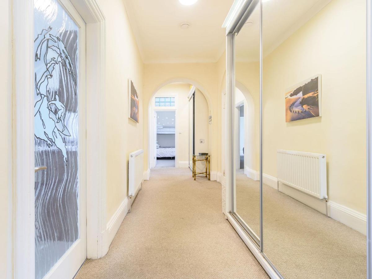 Cairns Vista Apartment Whitby Exterior foto